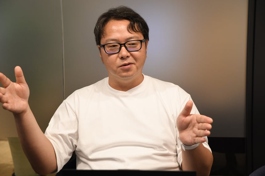町田氏